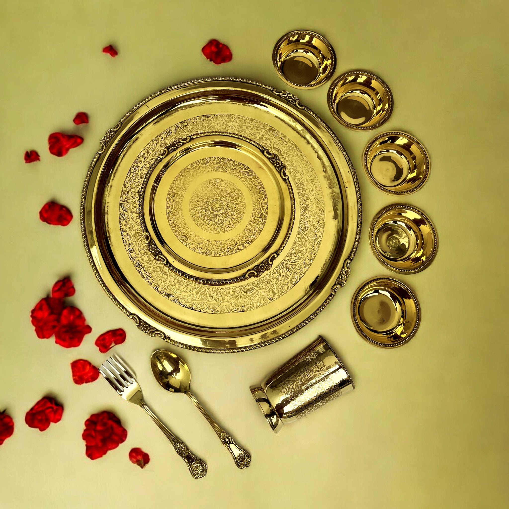 10 Pieces Brass Etched Dinner Set - Brass Globe -