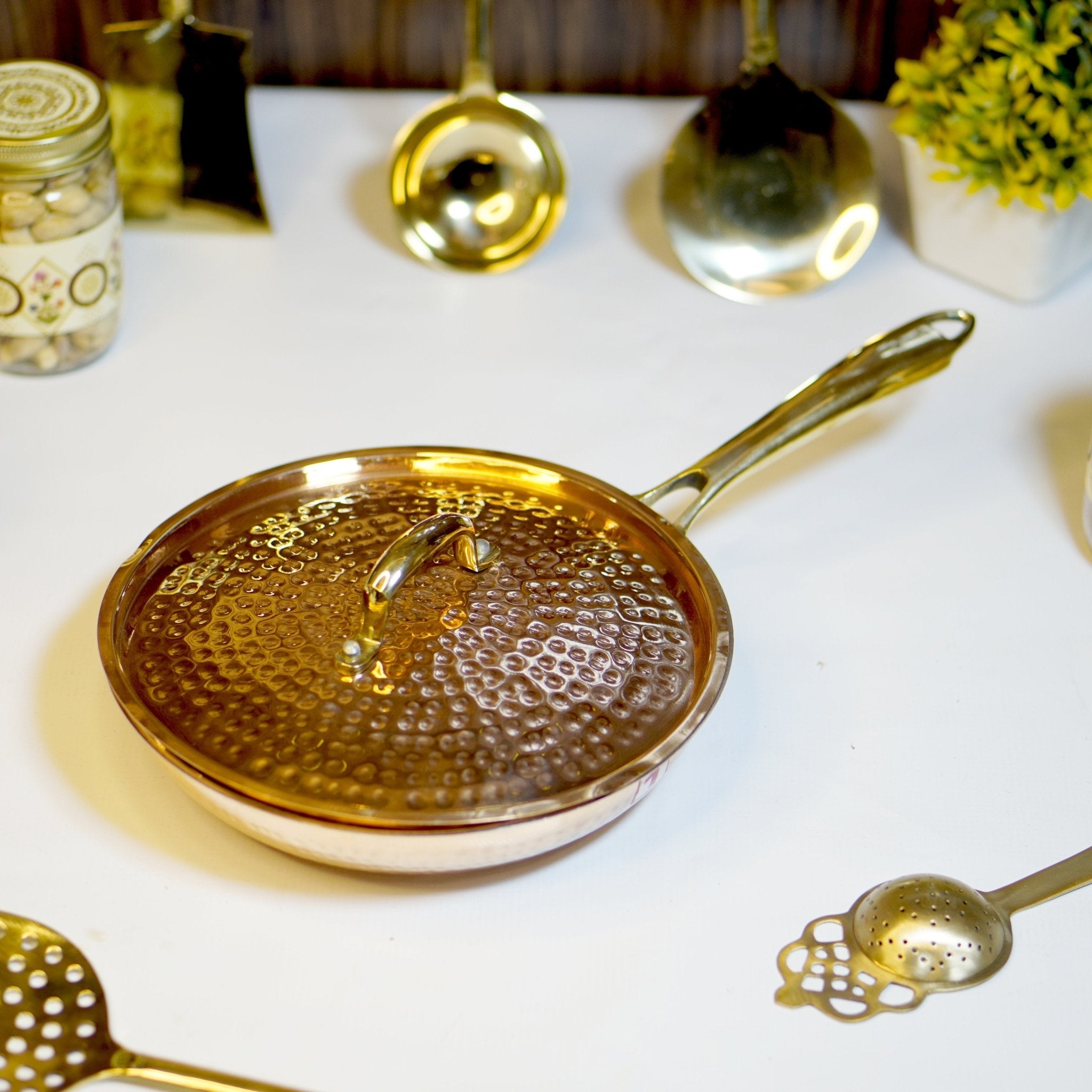 Copper frypan with lid (tincoated) - Brass Globe -