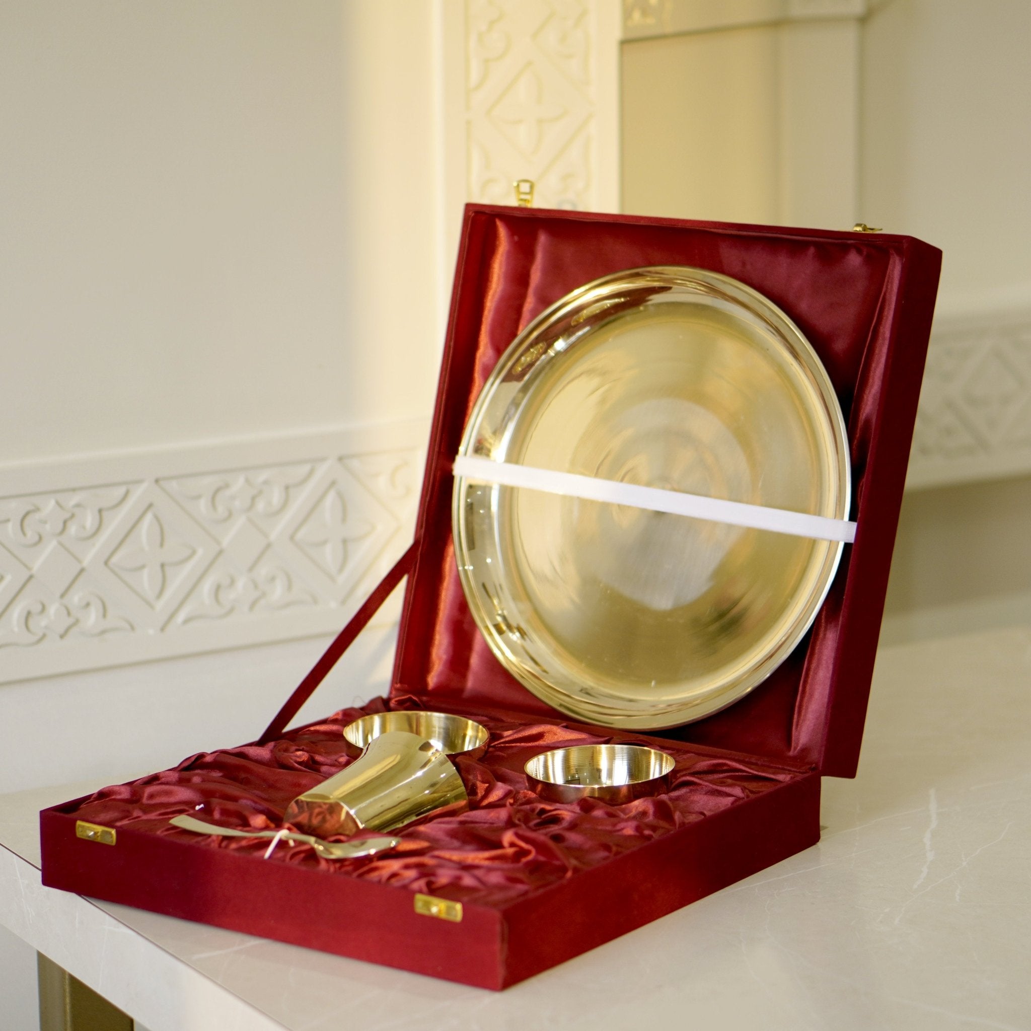 Kansa set with velvet box in matte and glossy finish - Brass Globe -