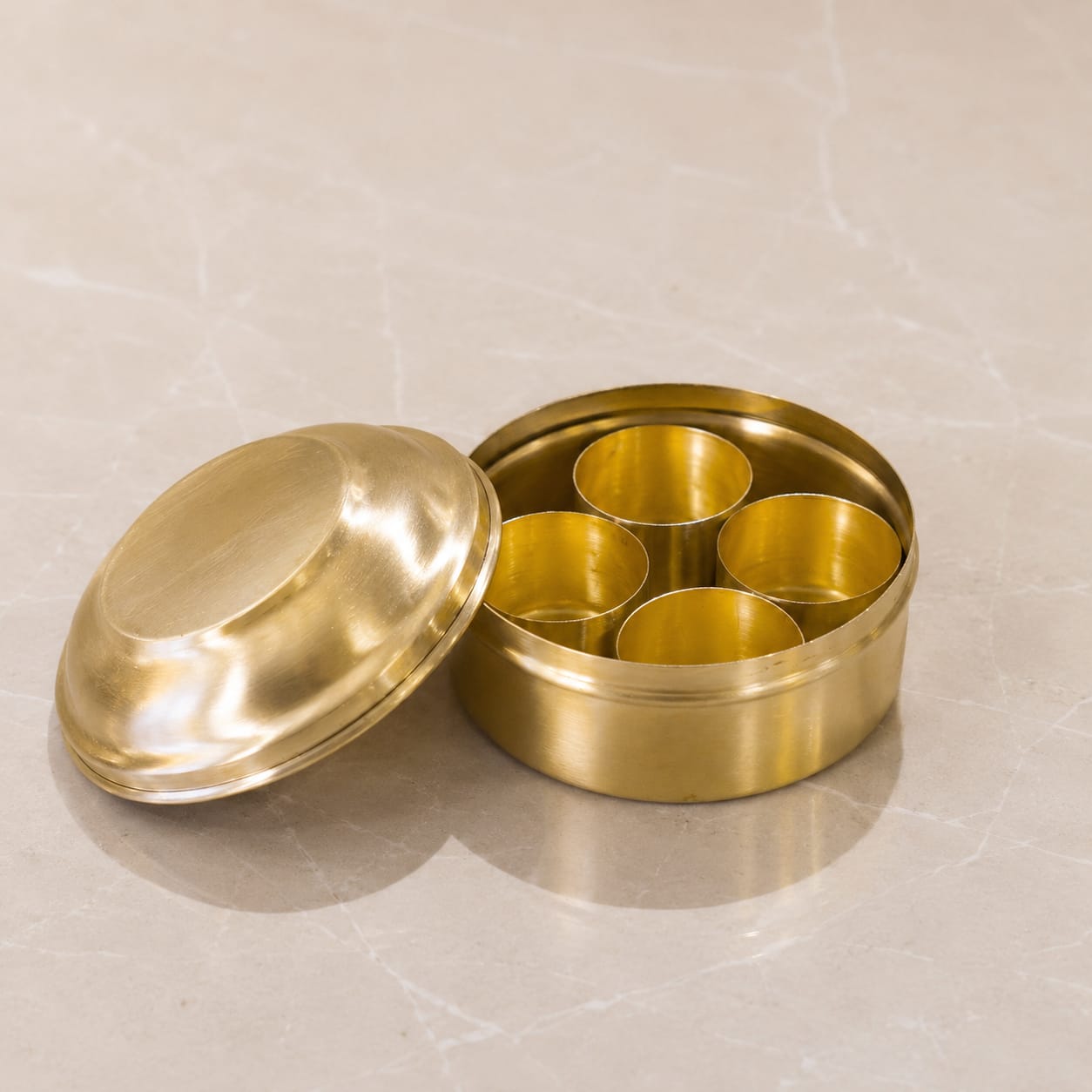 Brass Pooja Dibbi