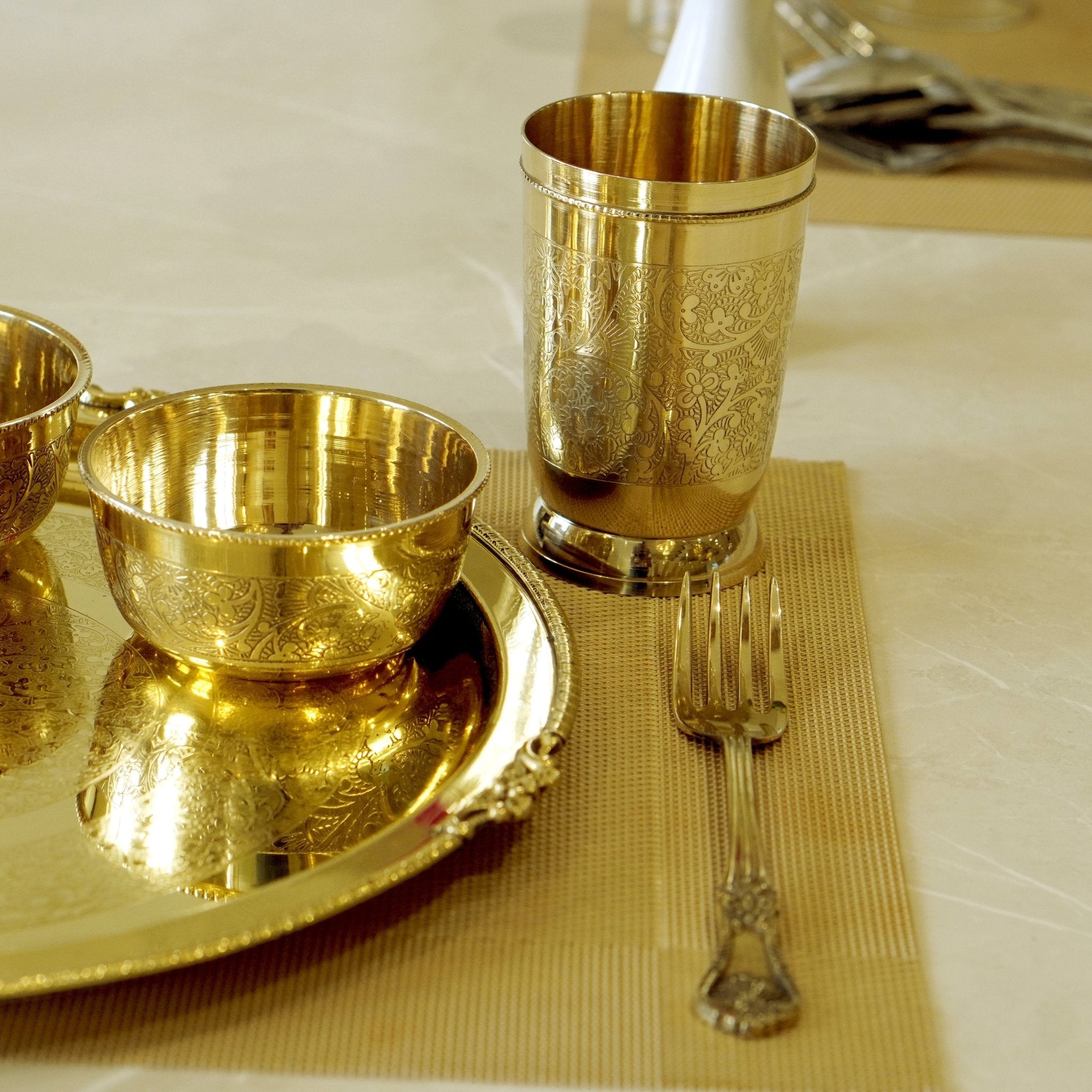 7 Pieces Brass Etched Dinner Set - Brass Globe - 