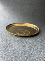 Load image into Gallery viewer, Brass Pooja Om Plate - Brass Globe -
