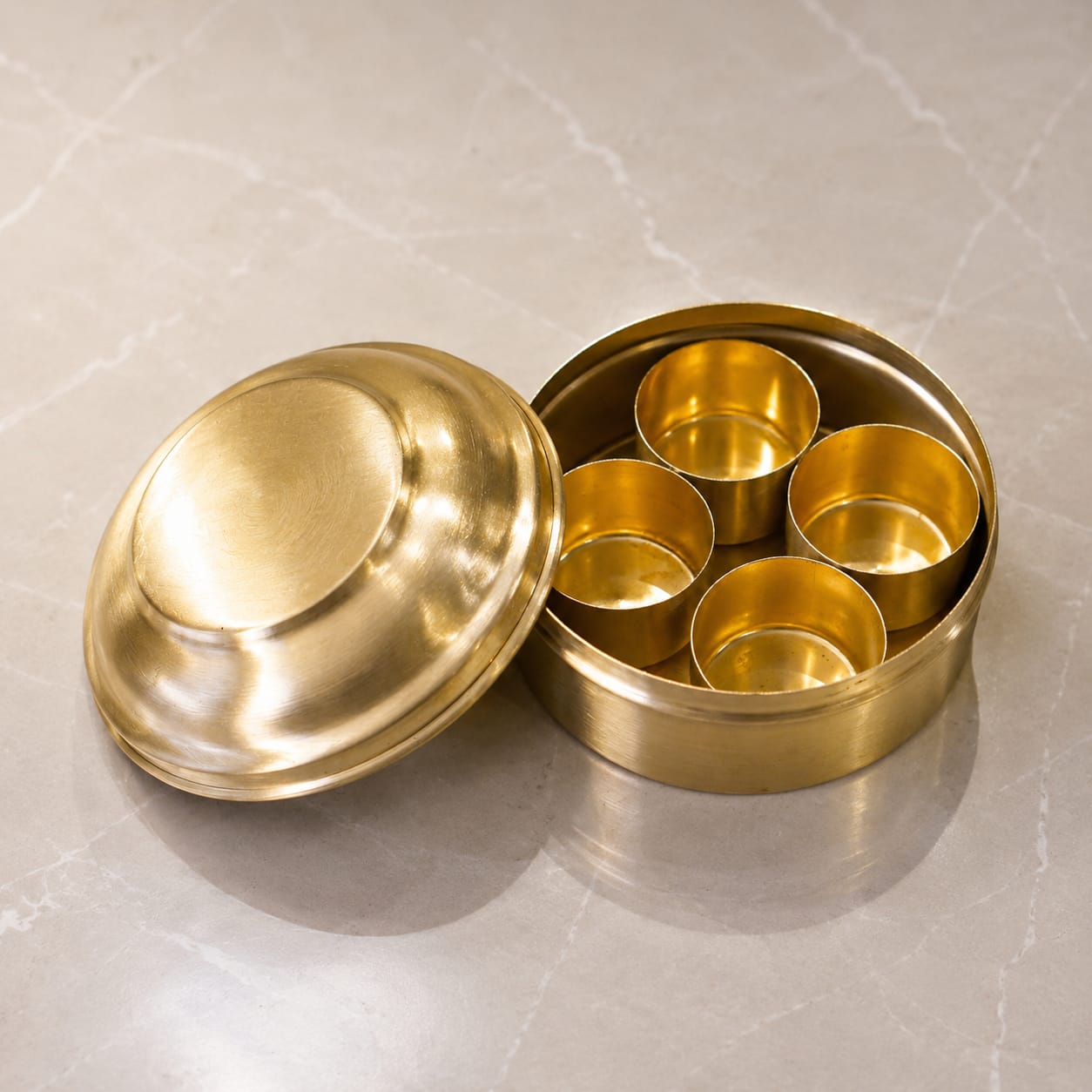 Brass Pooja Dibbi
