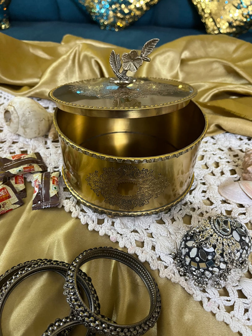 Brass Antique storage box with flower handle - Brass Globe -